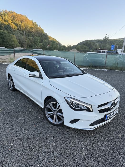Mercedes Cla 2016 Panoramic