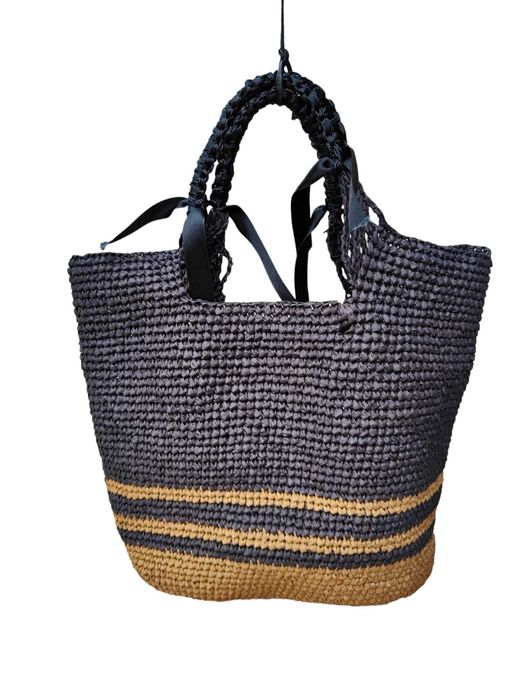 Продавам прежда рафия