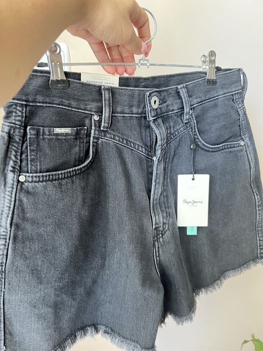 Дамски къси дънки на Pepe jeans Нови!