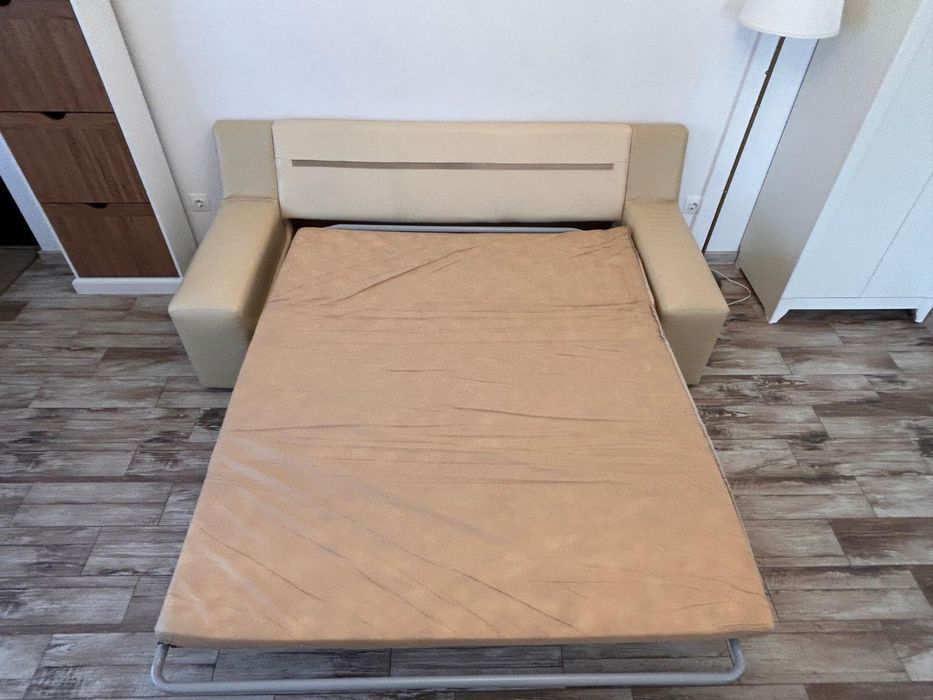 Usa pvc nuc 100/200 dreapta