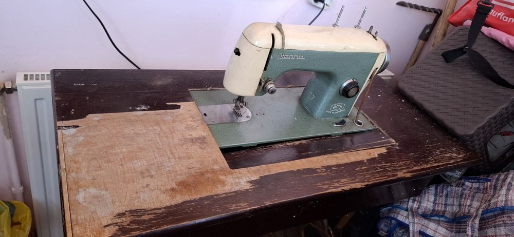 Masina de cusut ileana