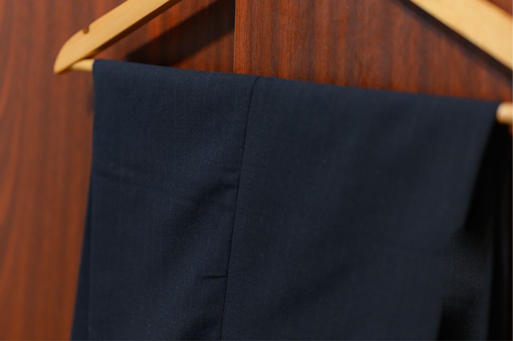 Vand pantaloni Zara noi cu eticheta