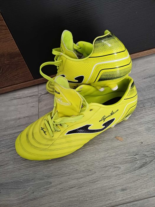 Ghete fotbal Joma Ludmys profesionale