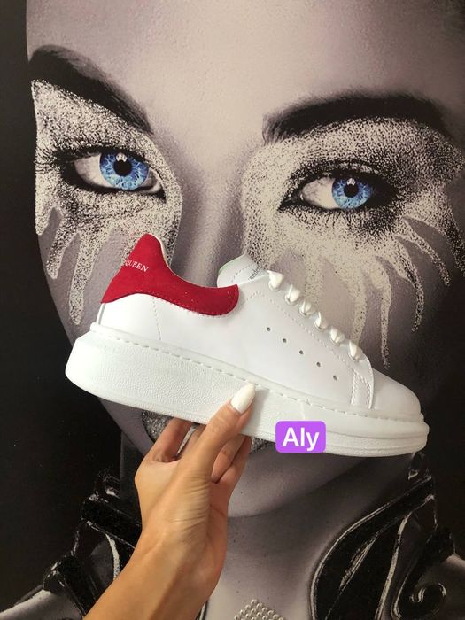 Adidasi dama Mcqueen