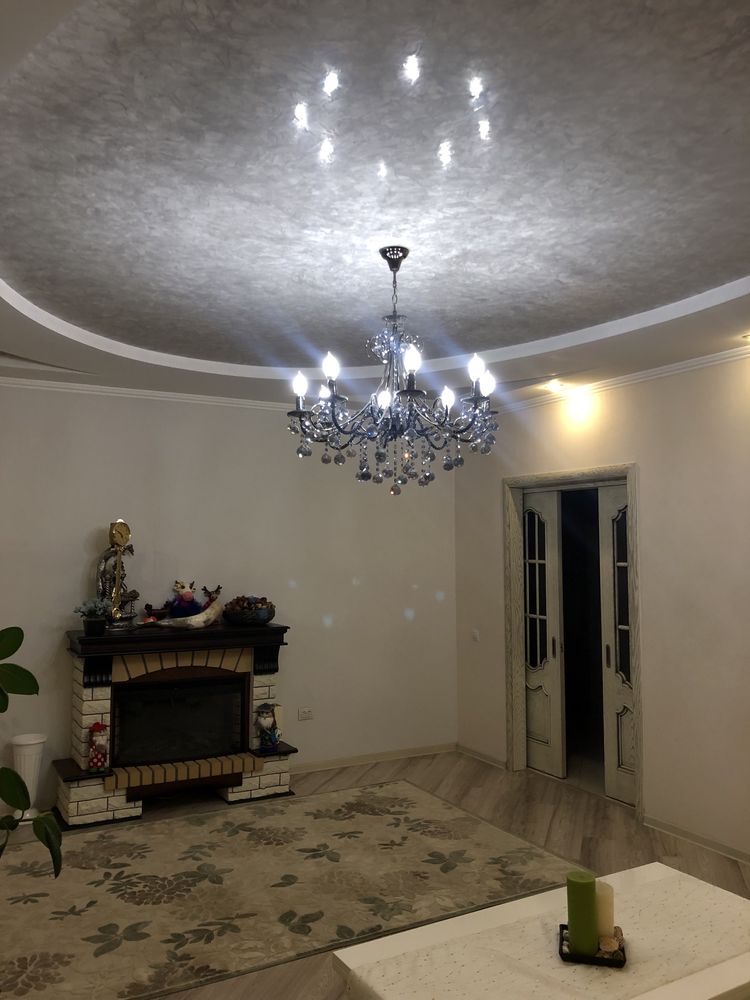 Продам 4-комн. Квартиру
