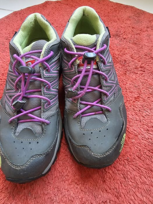 Pantofi Northface 36