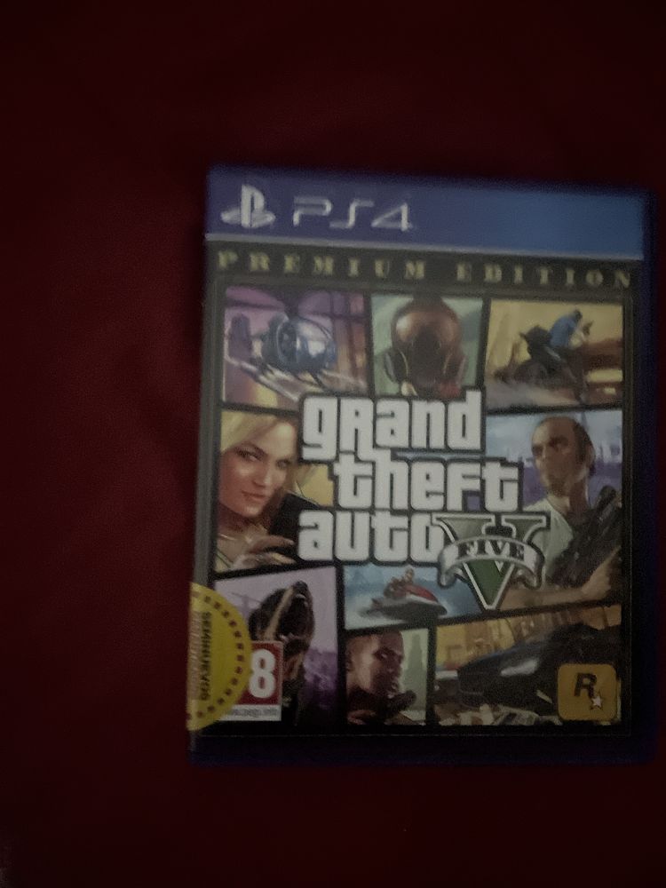 Продавам GTA5 за playstation4