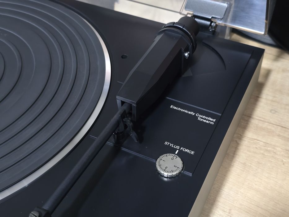 Pick-up DENON dp-21f, direct drive, full automatic ,quartz, japan