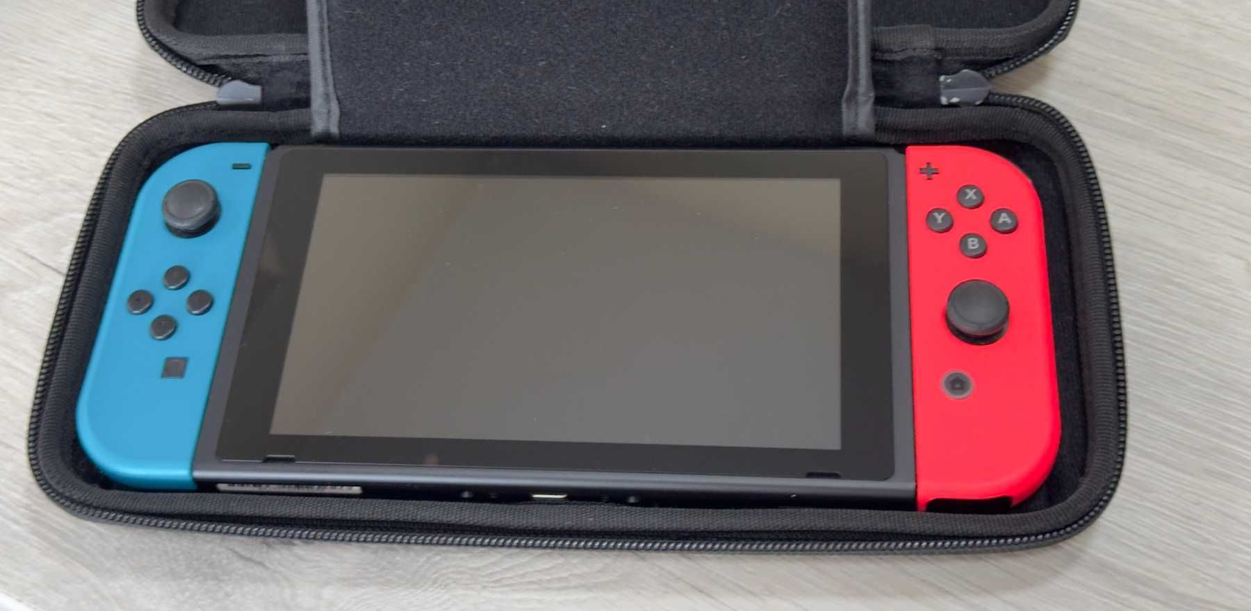 Продавам конзола Nintendo switch