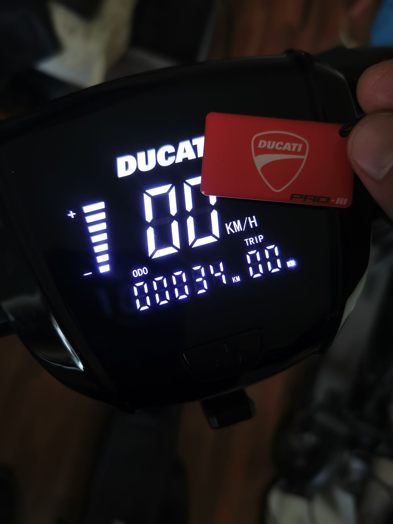 Trotineta Ducati pro 3