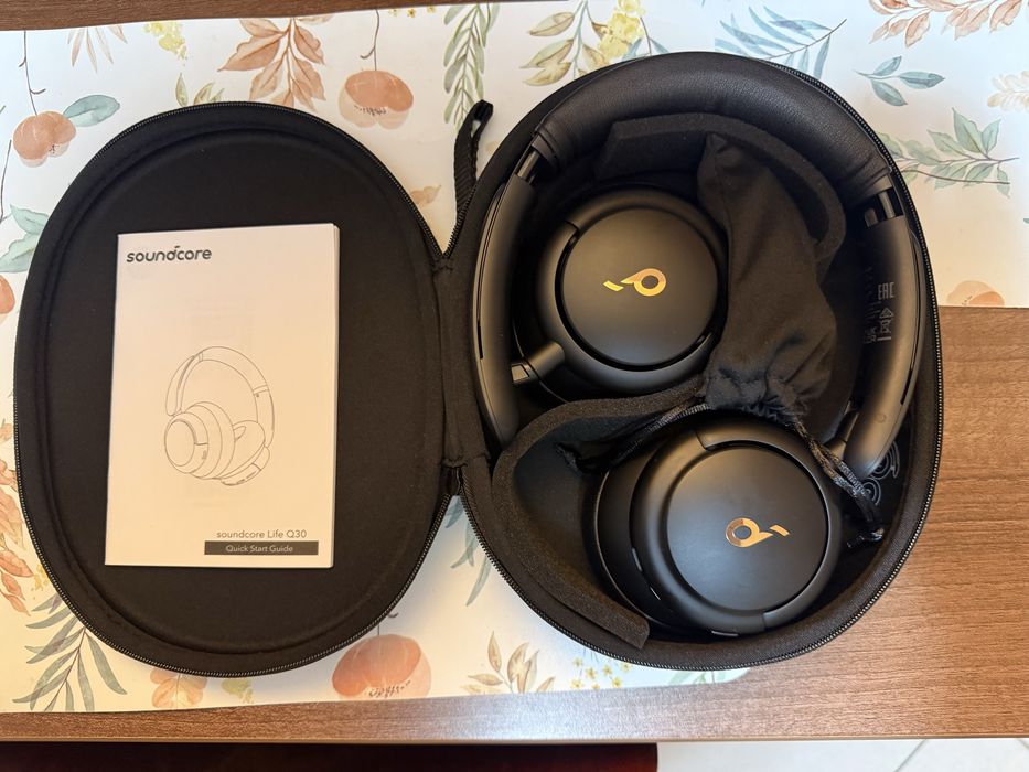 Casti Soundcore by Anker Life Q30 Hybrid noise, wireless, UPGRADED