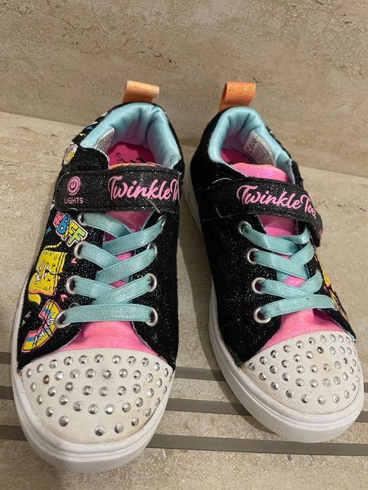 Сникерси Skechers