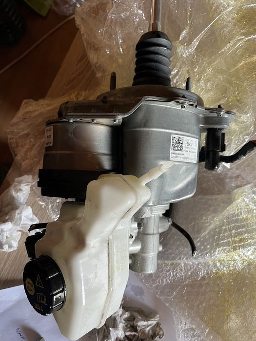 Pompa frana electrica skoda octavia 4 cod 5WB 614 105 AK an 2023