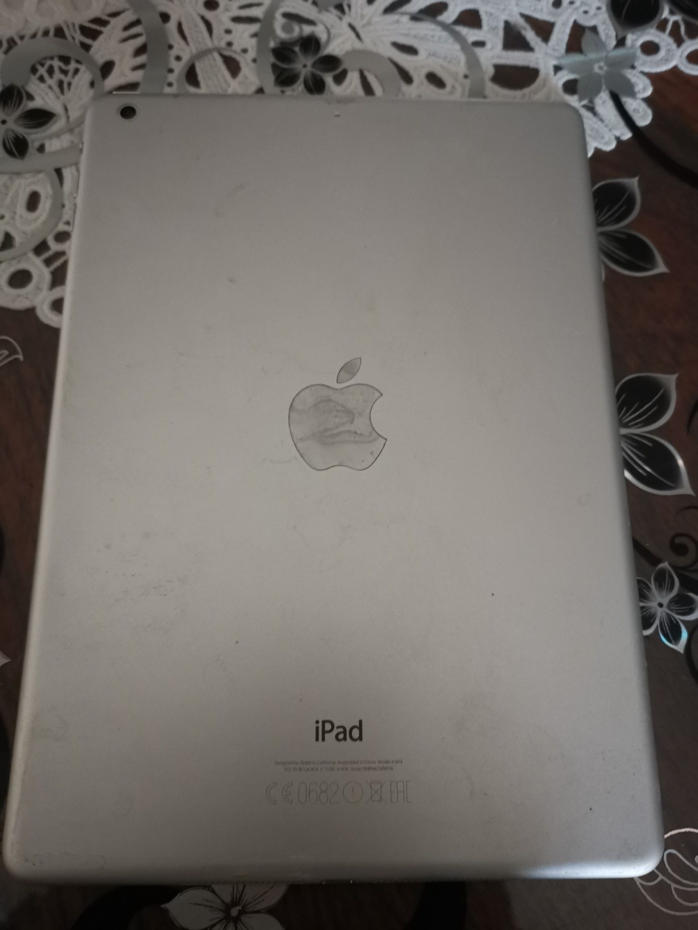 Tableta Apple Ipad air blocată