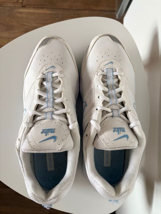 Дамски маратонки Nike