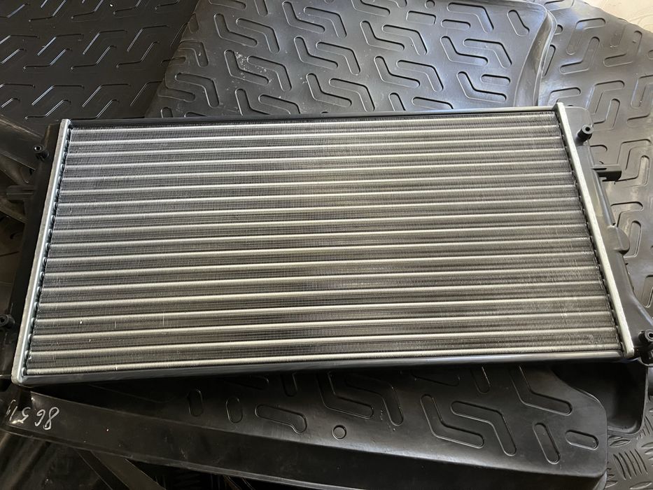 Радиатор новый Поло Седан Шкода Рапид