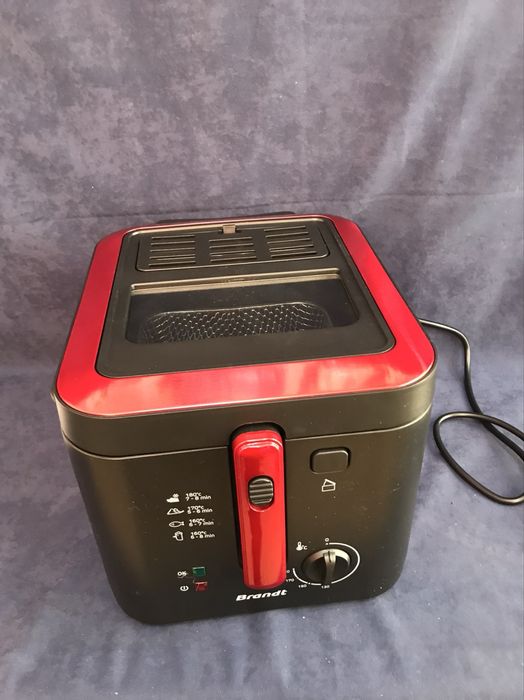 Електрически фритюрник BRANDT