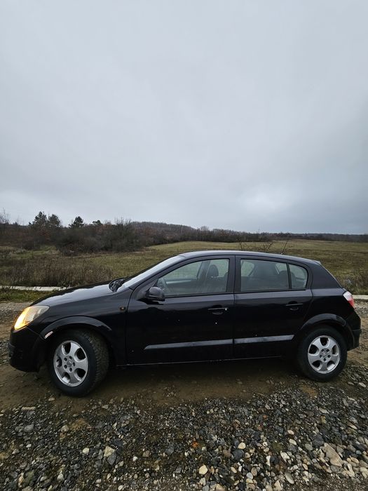 Opel astra h 2004