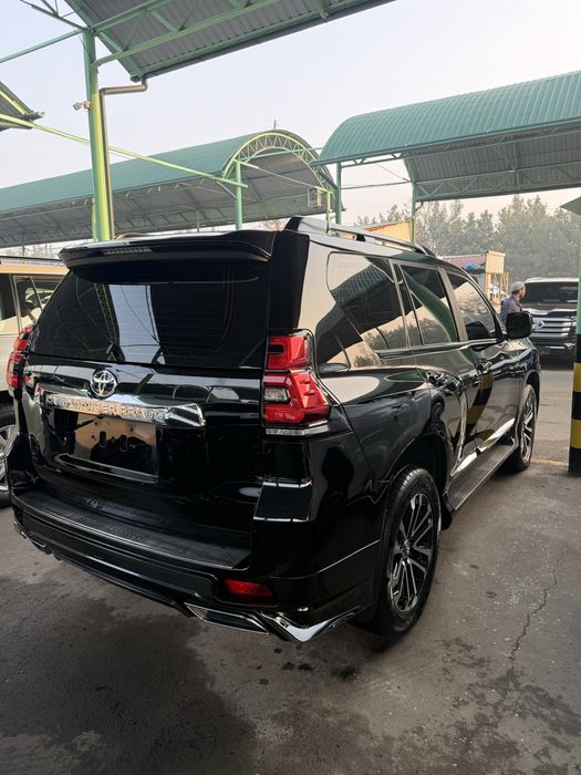 Land cruiser prado 150