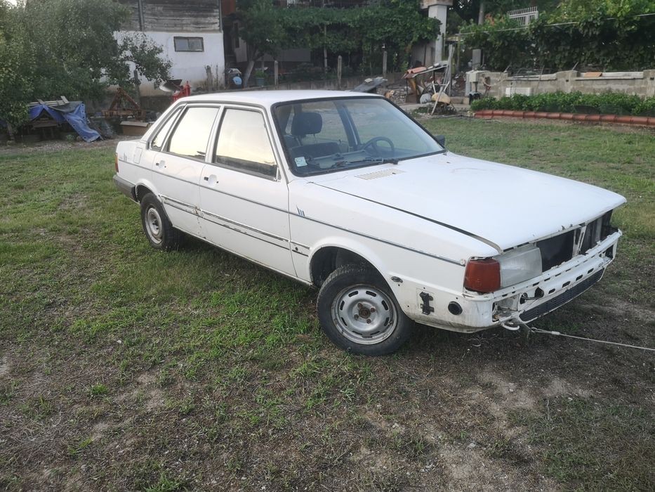 Audi 80 B2 на части