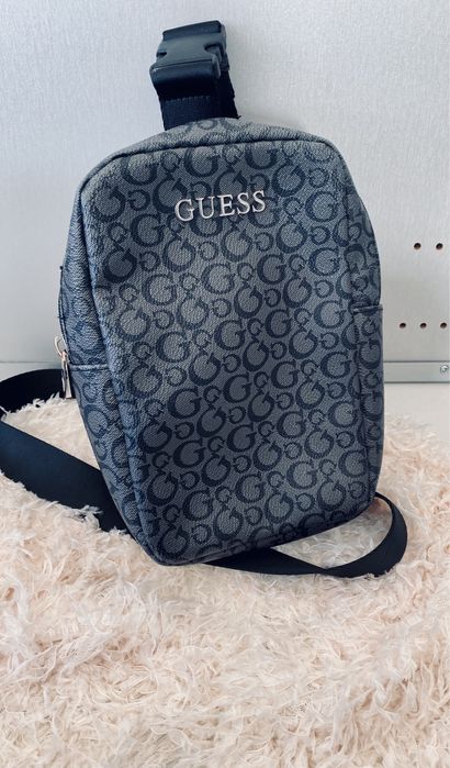 Geanta Guess barbateasca