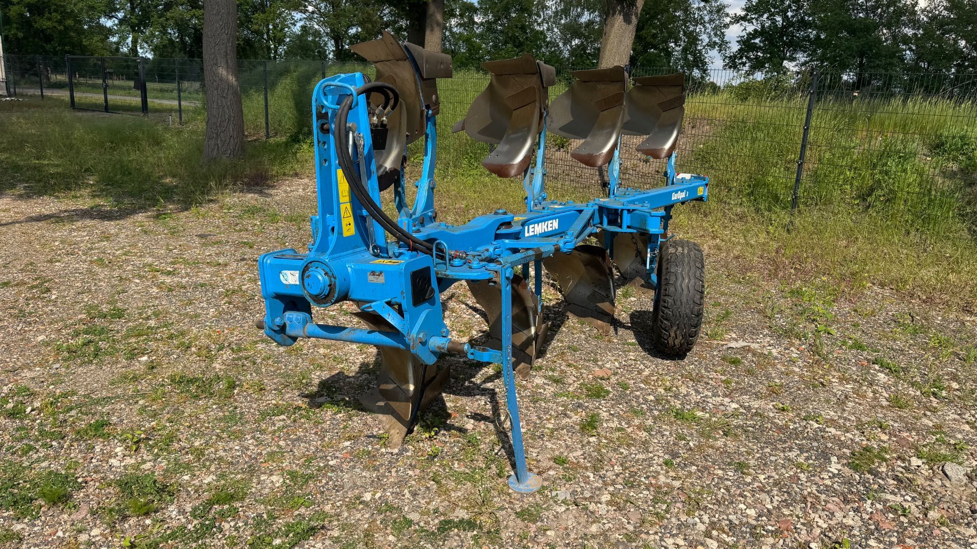 Lemken Europal 7, Case Puma, Claas Arion, John Deere tortadi