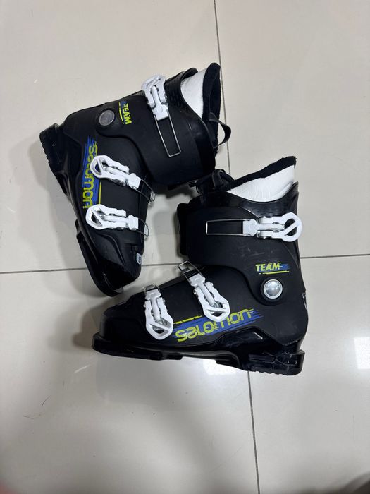 Лыжные ботинки почти как новые