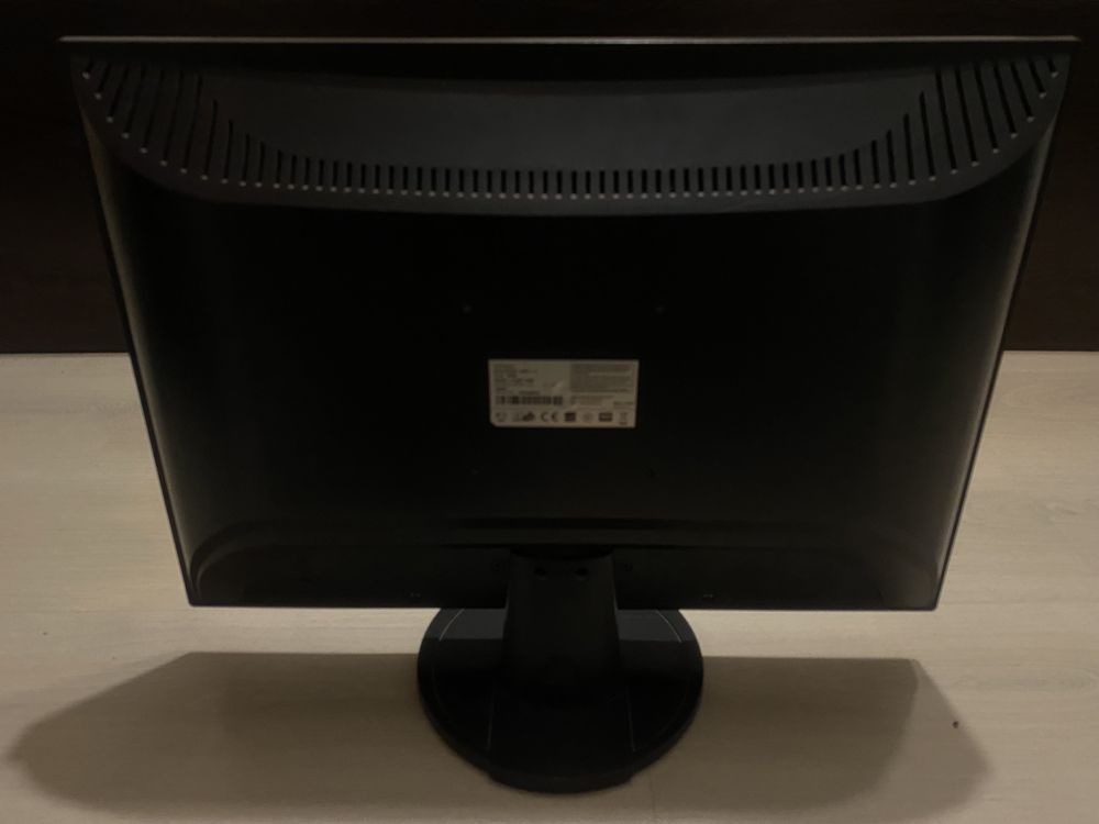 Fujitsu SCALEOVIEW Series ScaleoView L22W-13 55.9 cm (22") 1680 x 1050