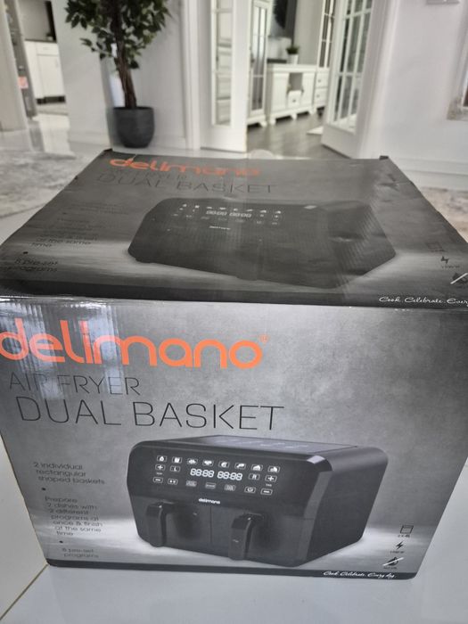 AIR FRYER stare ff bună (ca nou).
Compartimentare dublă.