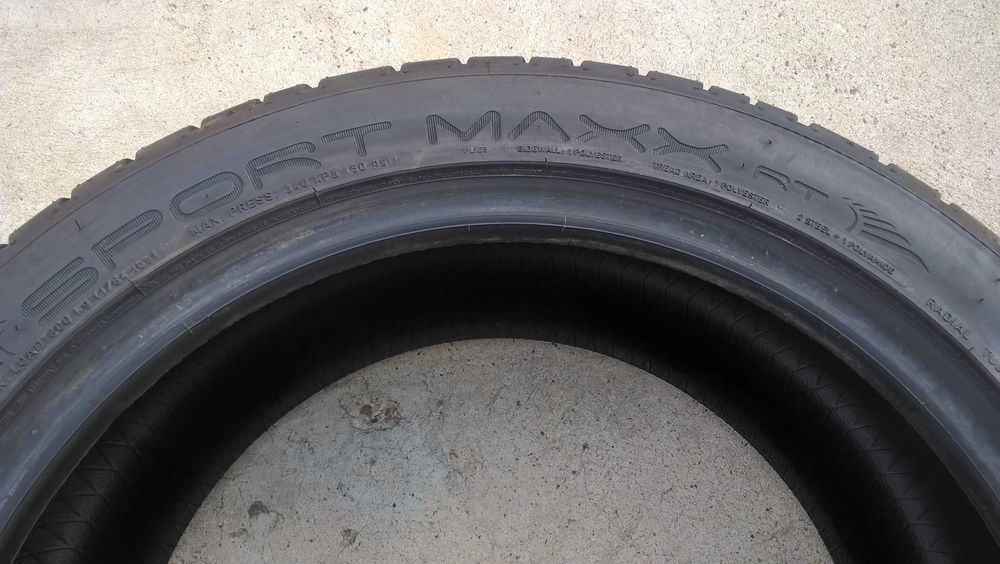 O anvelopa de vara 245 45 18 dunlop sport maxx RT profil 7,8 mm