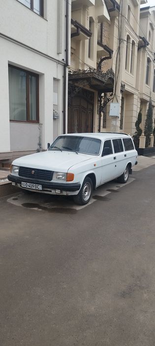 Volga sotiladi . Xolati yaxshi  1996 yil