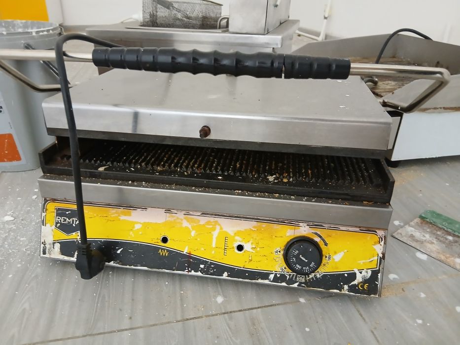 Fritur va toster sotiladi