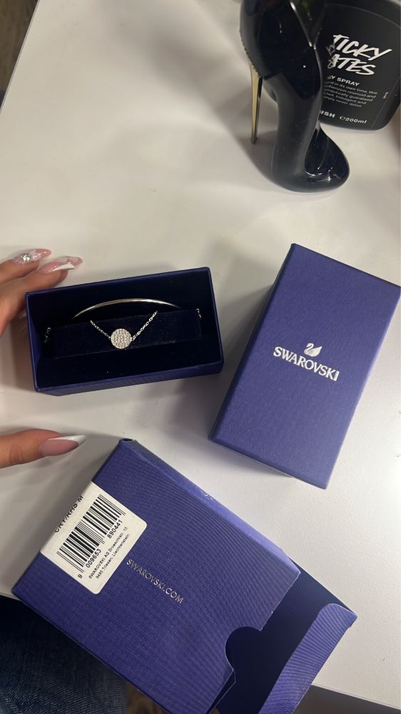 Swarovski гривна