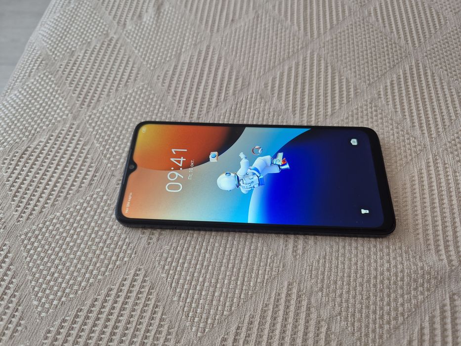 TECNO spark 10 2024г