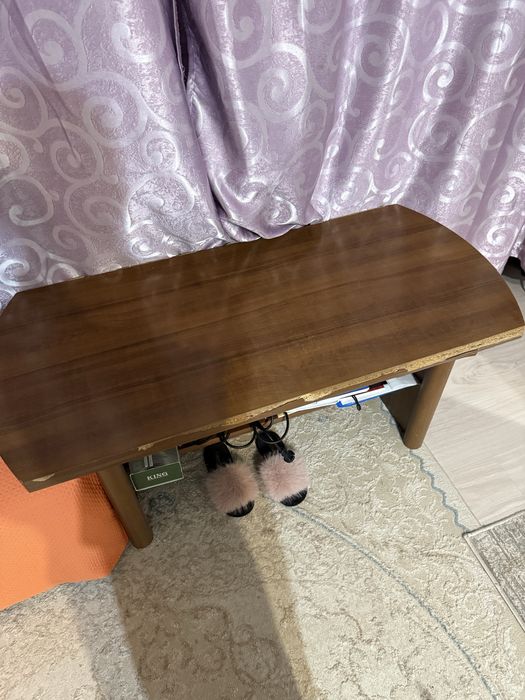 продам журналный столик