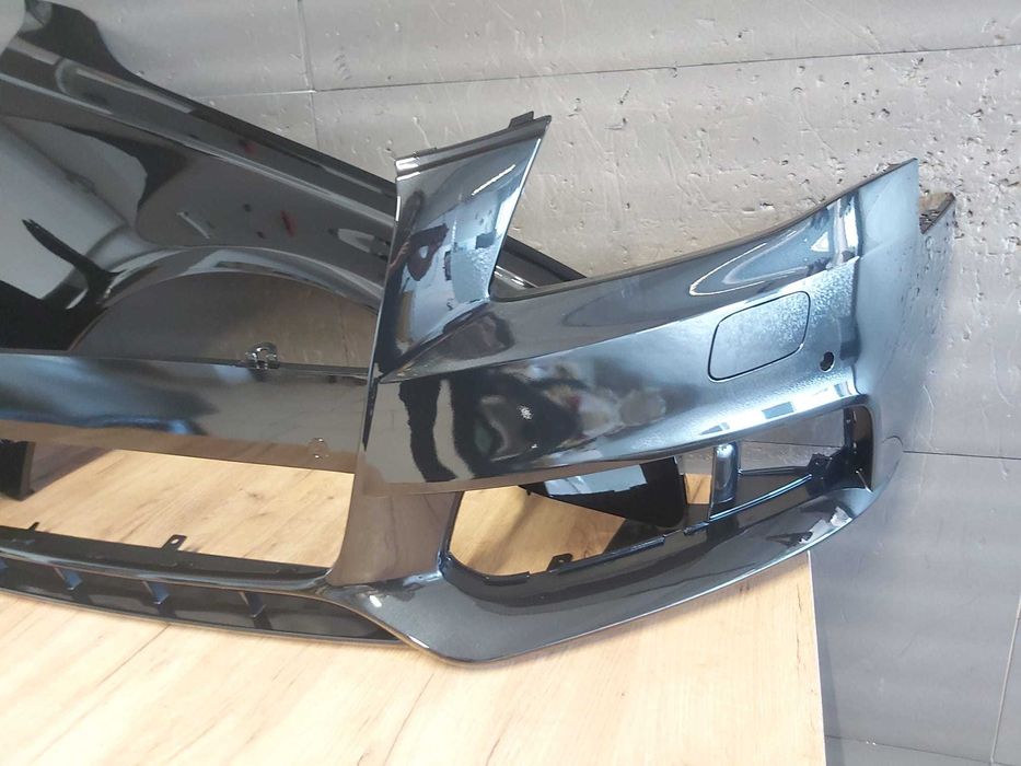 Bara & Aripa Fata Dreapta Audi A4 B8 An 2007-2011 (LZ9Y (Negru))