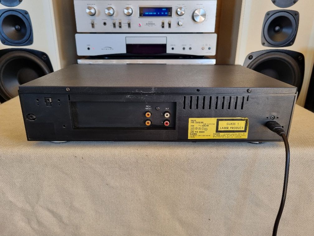 Cd Player Philips CD-615. CDM 4/19. Perfect functional. Impecabil.