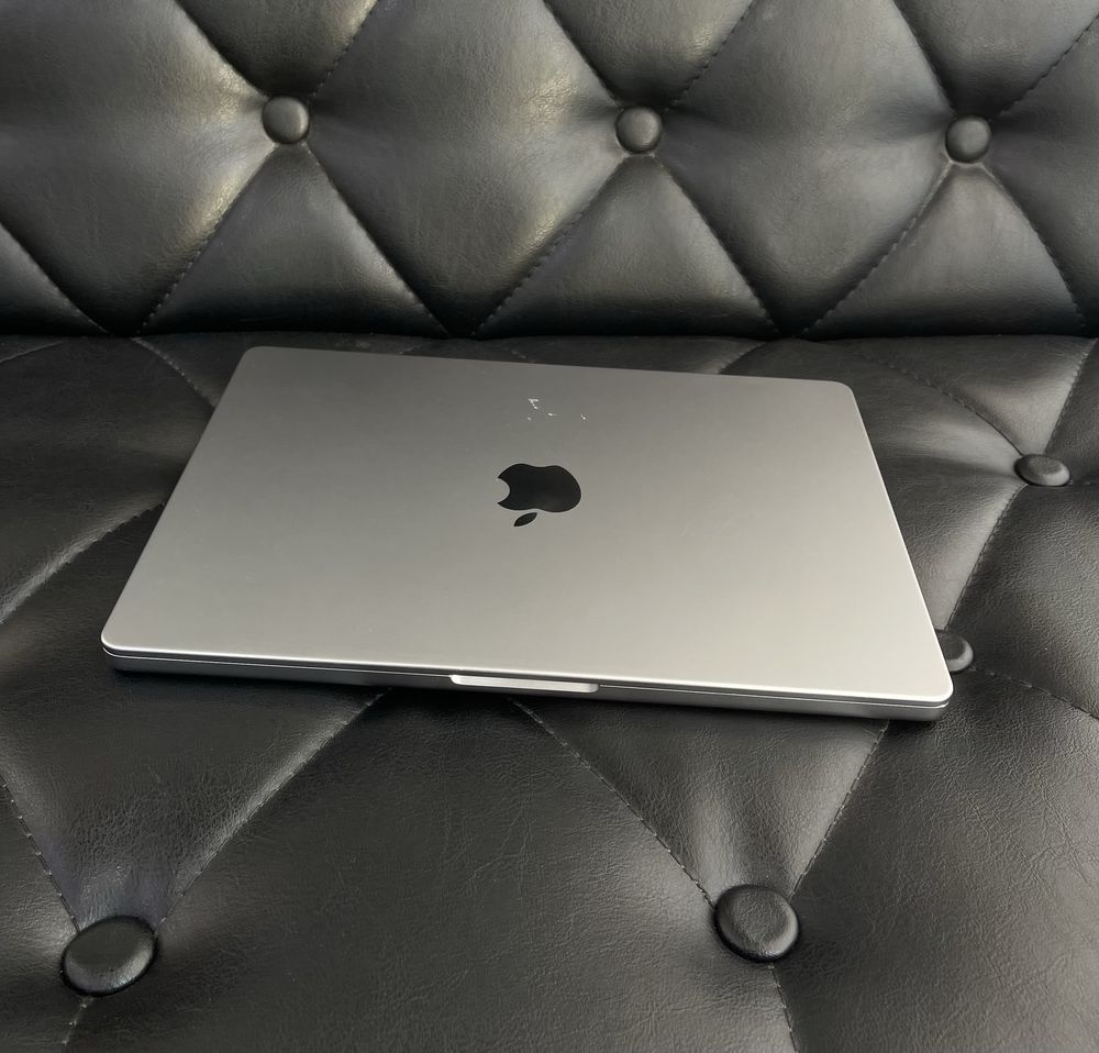 Apple MacBook Pro M1 Pro 16GB/1TB 2021 в хорошем состояние