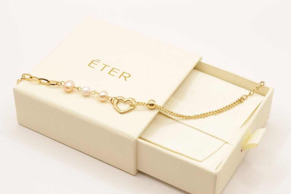 ГРИВНА „ЦВЕТНО СЪРЦЕ“ | Медицинска стомана | Луксозна | ÉTER