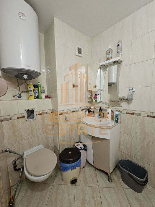 Продава се Двустаен апартамент в Варна, Левски - 58 кв.м за 1707 €/кв.м - Снимка #10