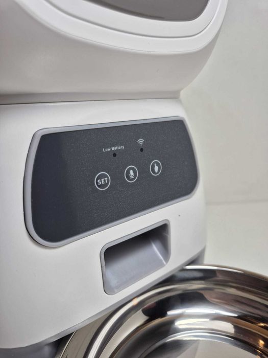 Hranitor animale SMART WIFI dispenser automat hrana caini si pisici