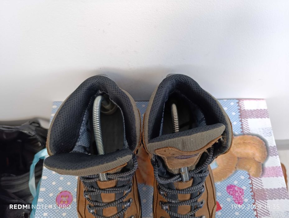 Lowa Renegade Mid GORE-TEX''оригинални туристически боти 39 номер