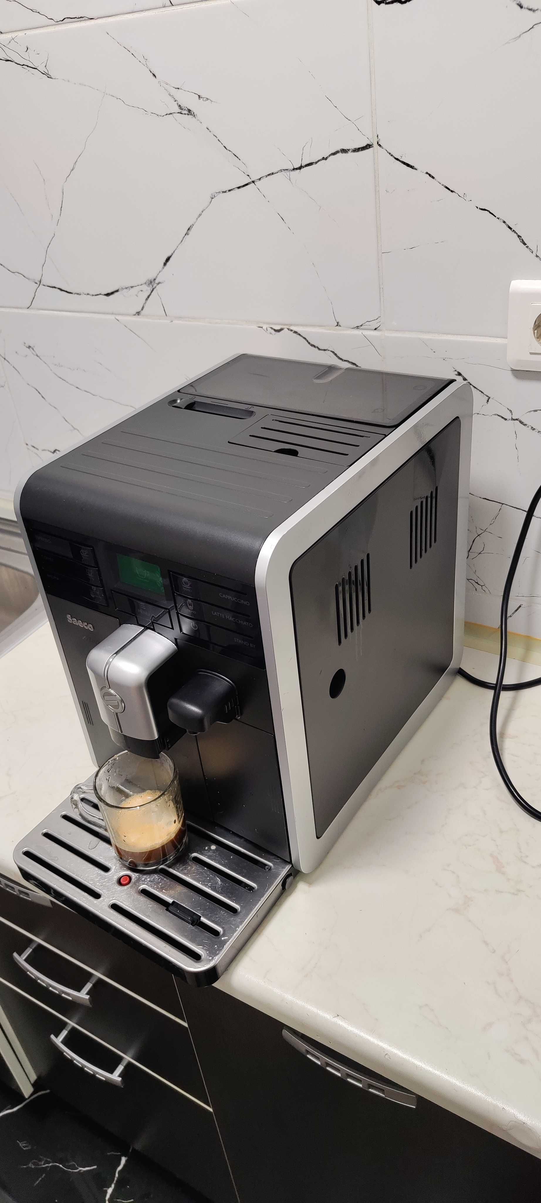 Espressor Automat Saeco Moltio HD8769 Aparat cu Cafea Boabe