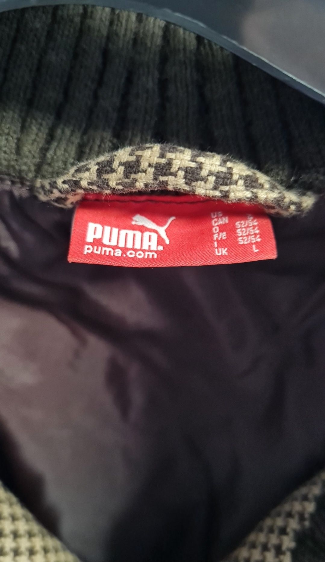 Geacă Puma, potrivită pentru sezonul de primăvară, toamnă