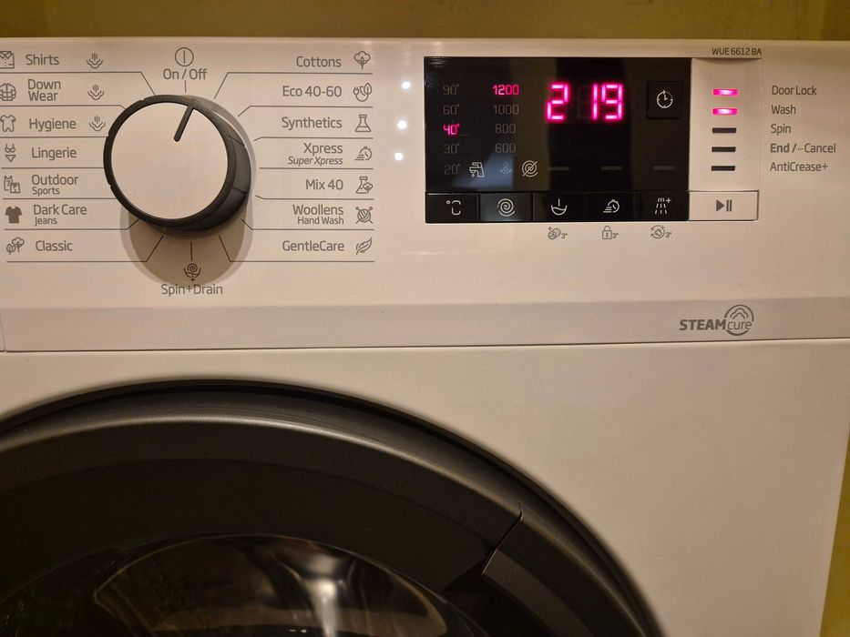Пералня Beko WUE 6612 BA, малко използвана, в отлично състояние.
