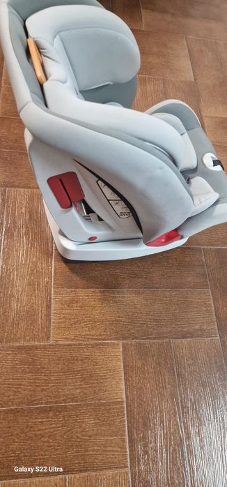 Scaun auto Chicco 9–36 kg (grupa 1/2/3)