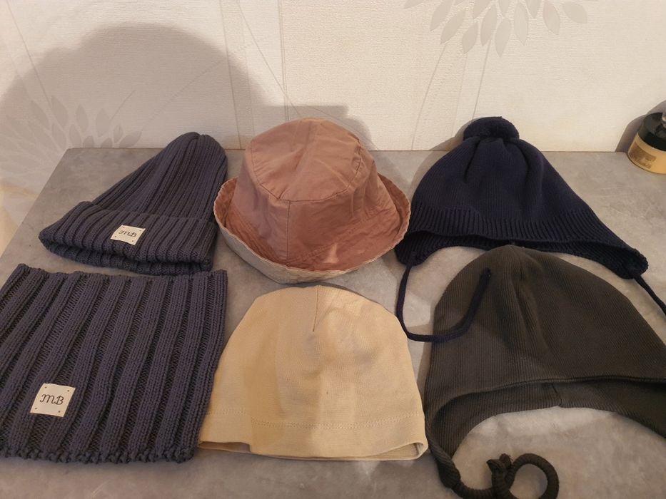 Продам шапочки детские