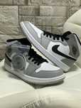 Jordan 1 shadow gray (42-43)
