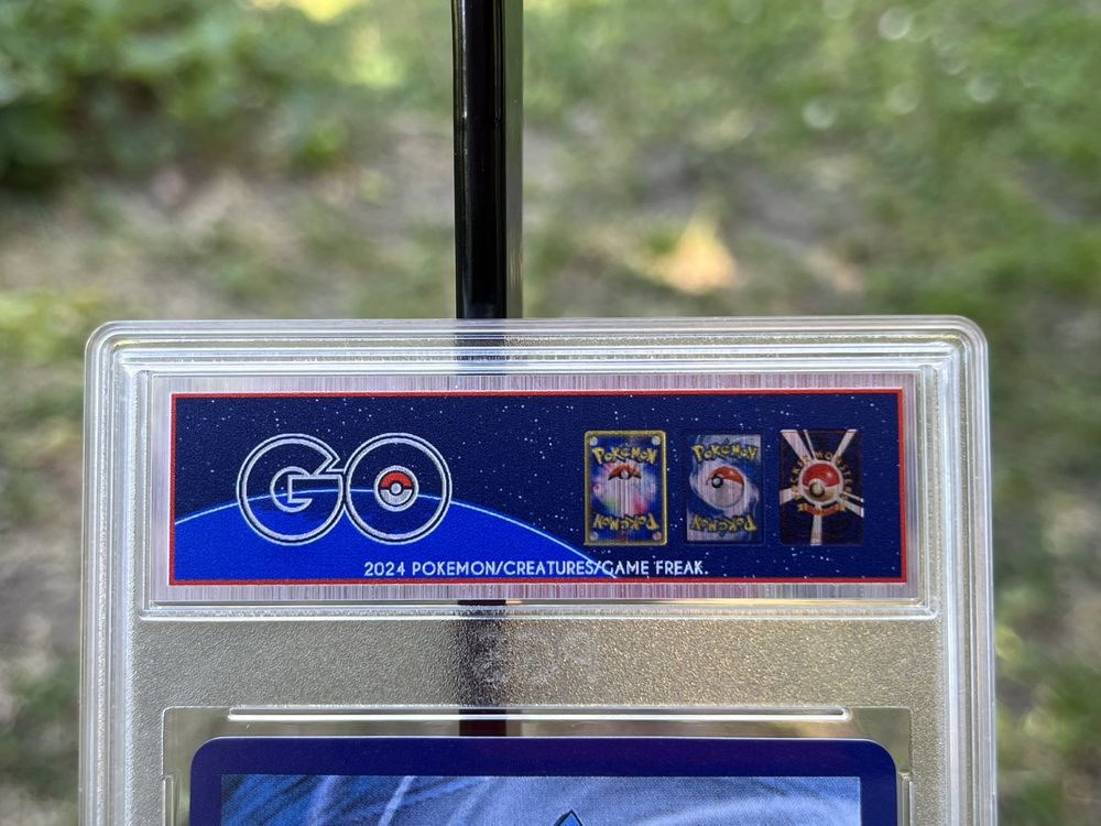 Pokemon Go Charizard GX Card