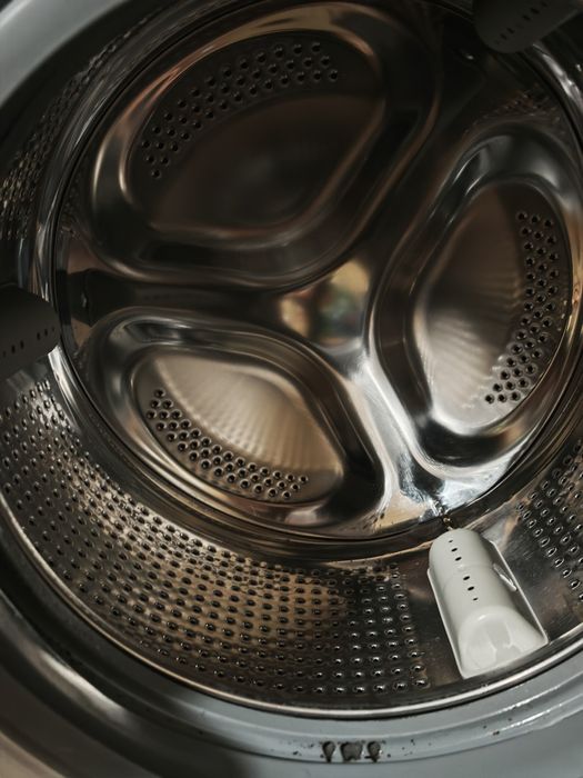 Vând mașina de spălat Beko